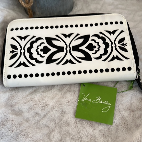 Gorgeous new laser-cut accordion wallet - Picture 4 of 6
